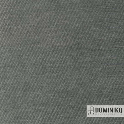 Stof Nabis 006 van Sahco met diagonale strepen, zacht chenille, klassieke twill stijl in een moderne interpretatie, groen tint.