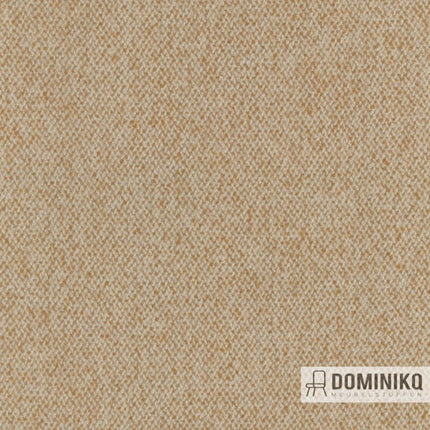 Beeld van Kvadrat - Raf Simons - Vanir stof in beige tint, geïnspireerd op militaire mode en gemaakt van bouclé garens.