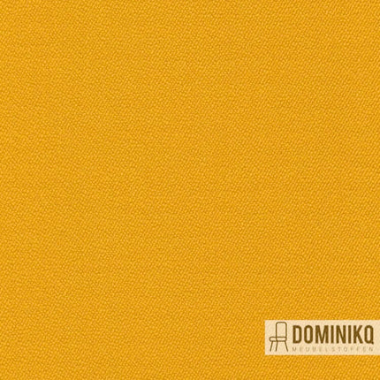 Vidar 4 meubelstof in stuifmeel geel, ontworpen door Fanny Aronsen en vernieuwd door Raf Simons, met zichtbare diepe weeflagen.