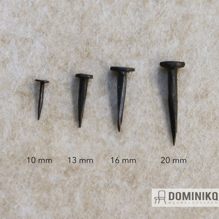 Stoffeernagels - halve pondjes