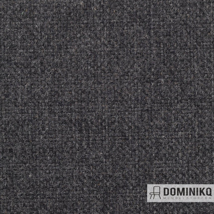 Vescom Lamu stof in donkergrijze tint, 100% polyester, zacht en comfortabel, ideaal voor hoogwaardige bekleding.